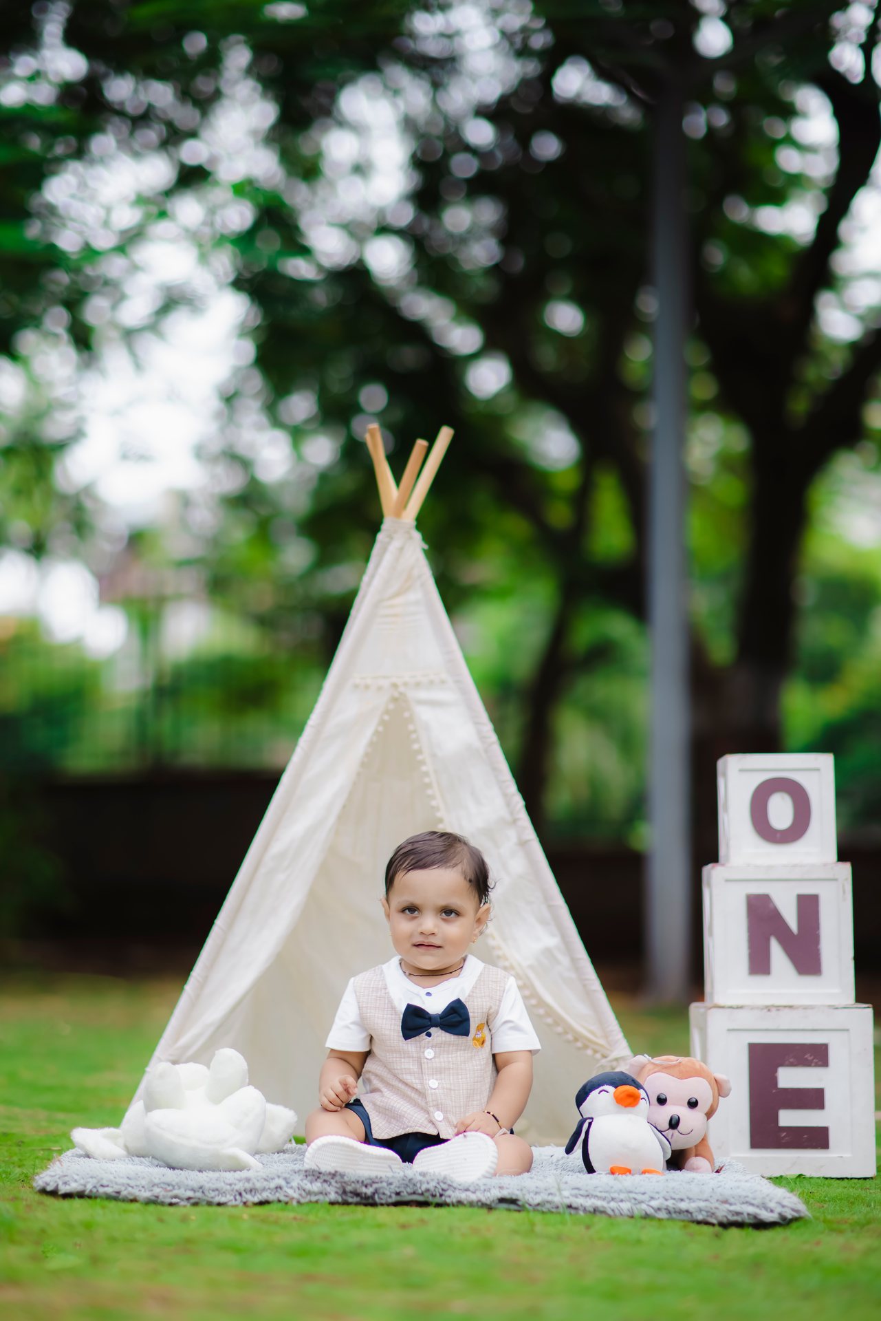 Baby Outdoor Shoot Session #19 Slide 1